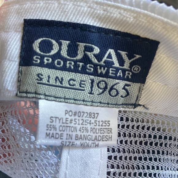 Bundle of 2 Pre Owned Youth Quray Colorado’s The Broadmoor Hats - Picture 2 of 10